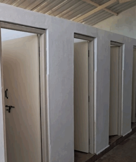 rest rooms 3